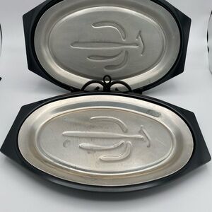 Nordic Ware Aluminum Sizzler Platters with Black Holders Set of 2
